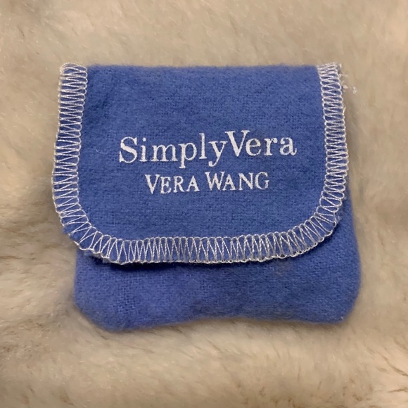 Simply Vera (Vera Wang)-white gold earrings - Picture 6 of 8